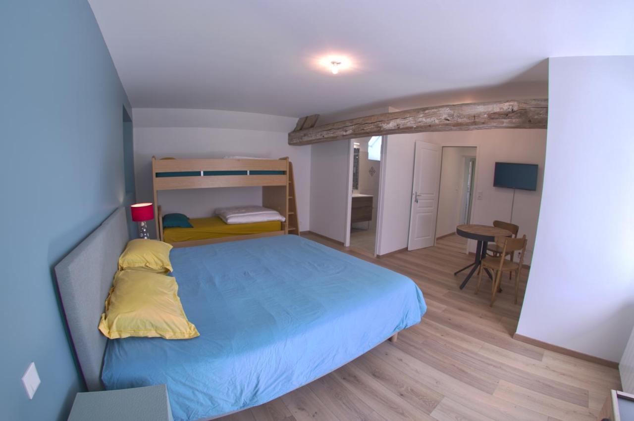 Au Pre Des Acajous Villa Pertheville-Ners Ngoại thất bức ảnh